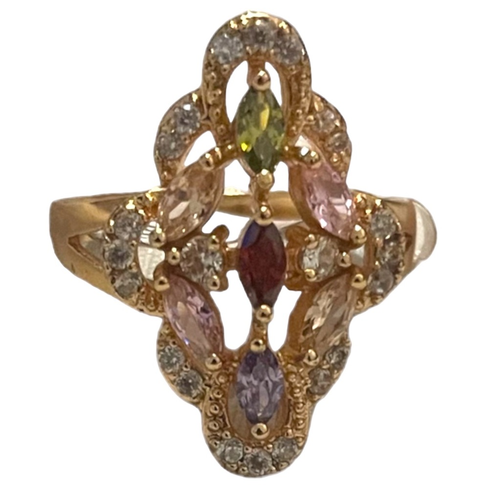 Cute size 8 ring